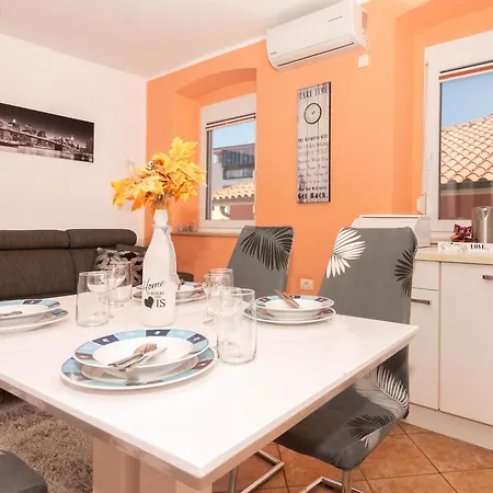 Mare With Free Parking * Koper