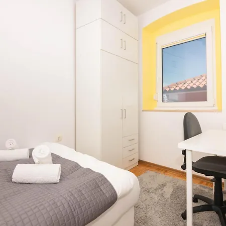 Mare With Free Parking Appartement *