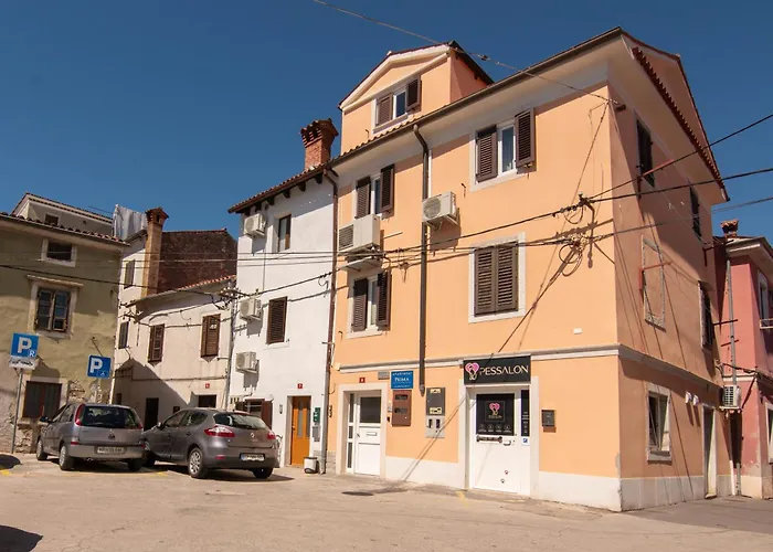 Mare With Free Parking 科佩尔